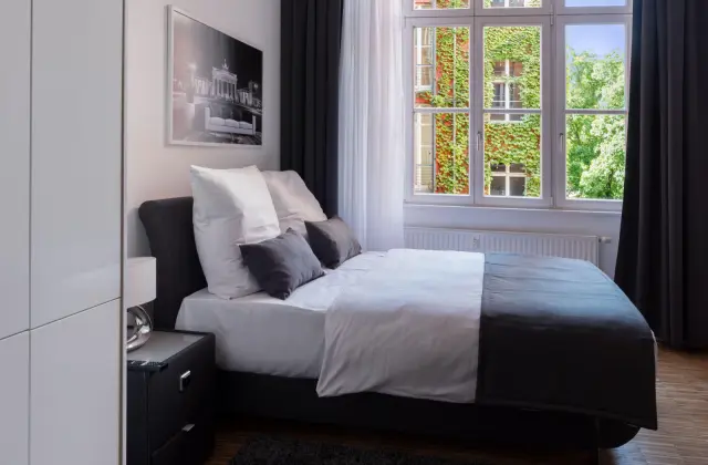 Modern studio located directly at Rosenthaler Platz in Berlin Mitte 2