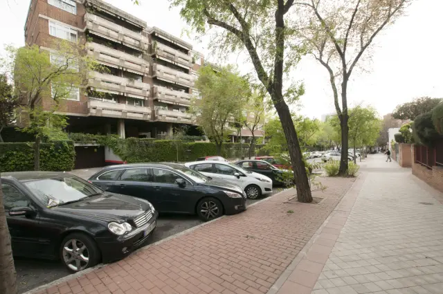 apartment near Calle Ramonet 0