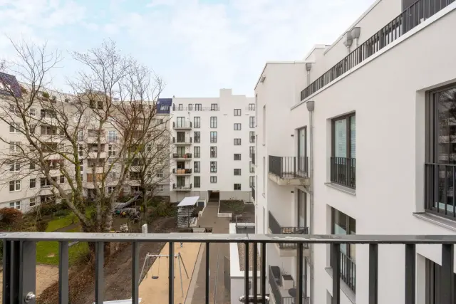Tauroggener Strasse 35bDE-01-015-001HF 2