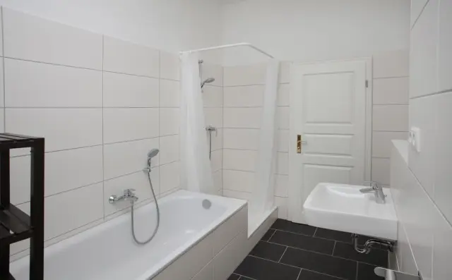 Baenschstrasse 70DE-01-242M 0