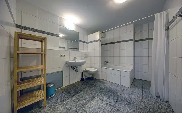 Aachener Strasse 8DE-09-003M 4