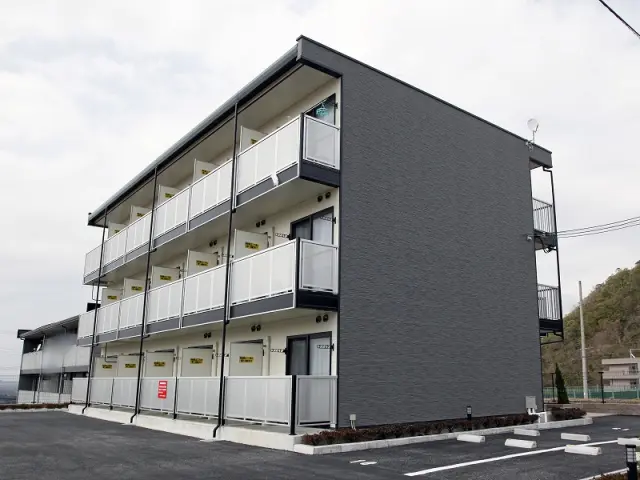 レオパレス金仙寺湖二号館 0