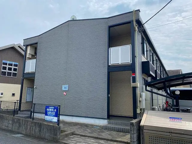 レオパレス９街区 0