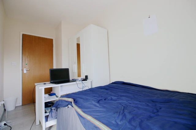 Broomspring Close D 3