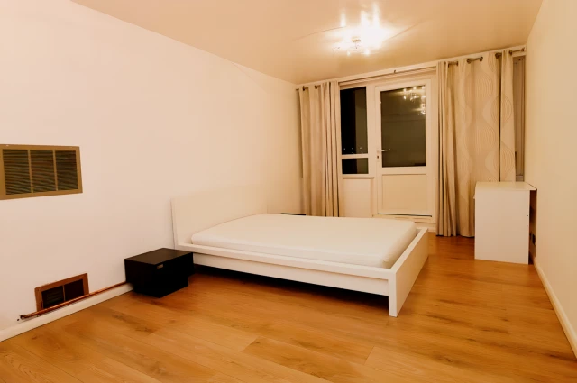 apartment in Stepney 4