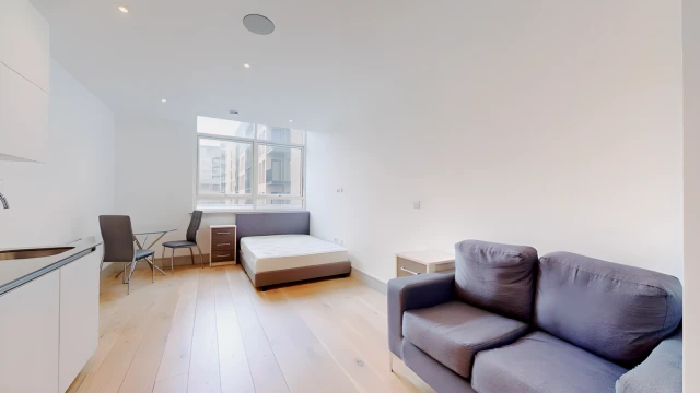 Lawrence Road 15381# 1
