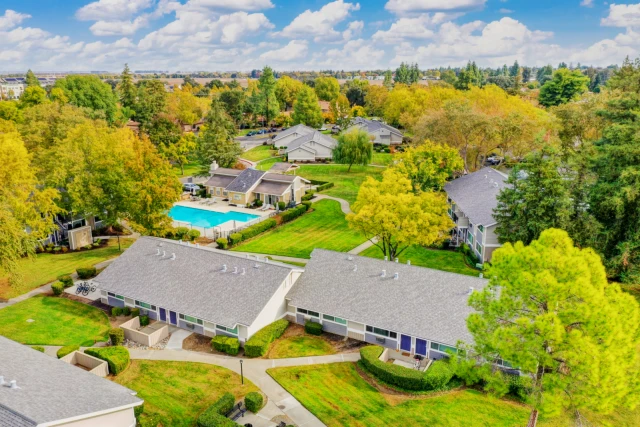 Pinecrest Apartments 1