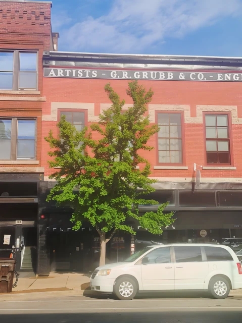 116A N. Walnut - 204, Champaign, IL 61820 1