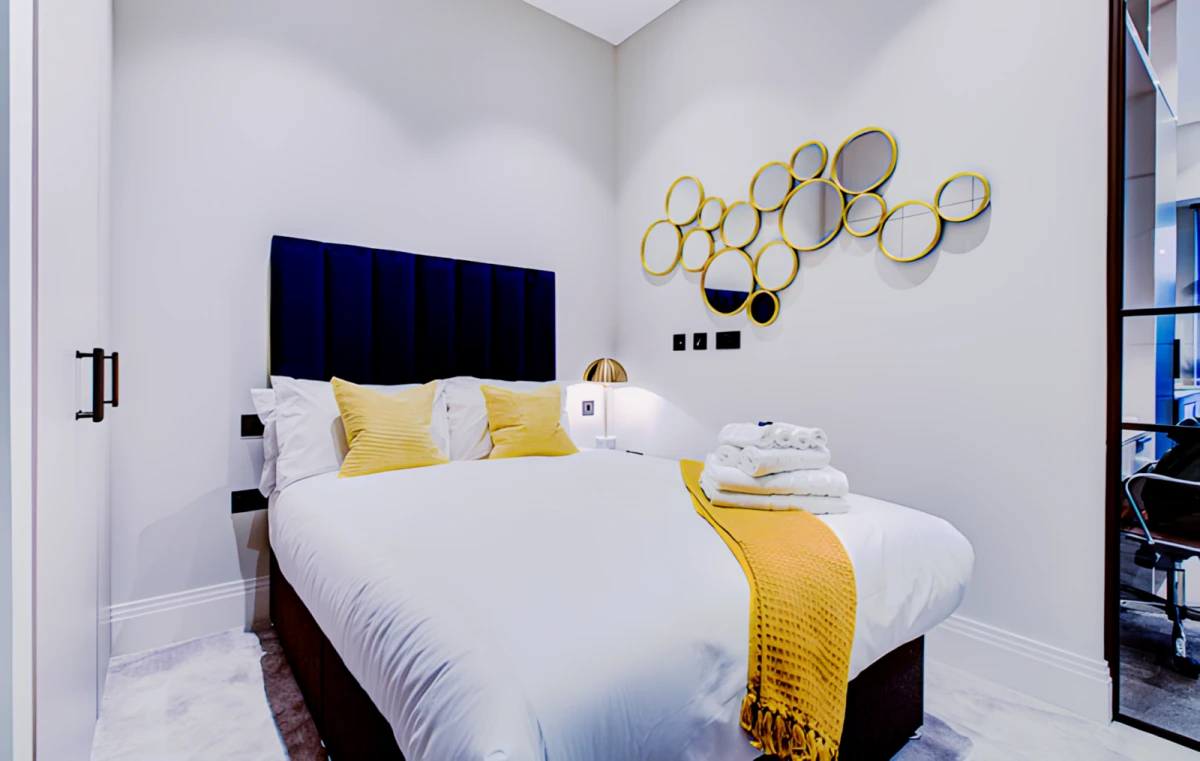 Hybrid Resi – Canary Wharf - London student accommodation