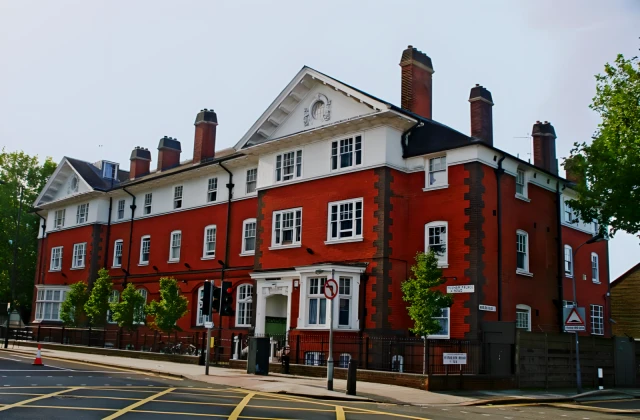 Fulham Palace Road 19457# 3