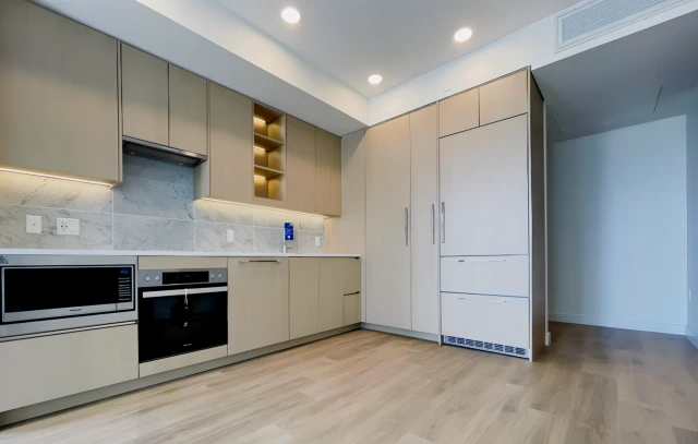 #3501 - 85 Mcmahon Dr 4