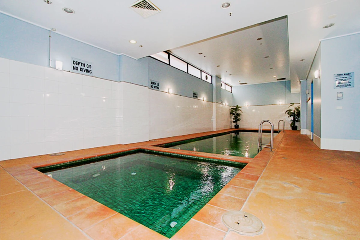 apartment near Little Lonsdale Street 0