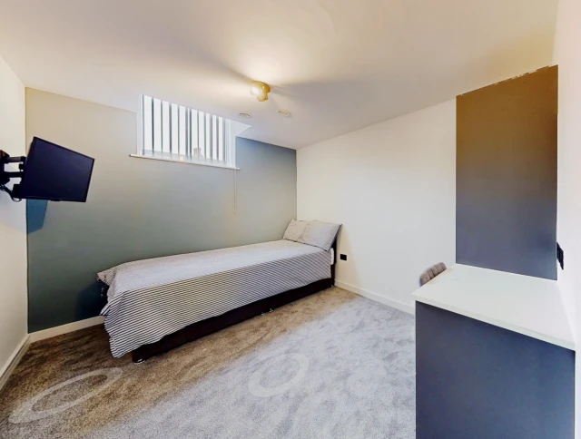 Flat 8, Low Pavement Street, NG1 7DN 2