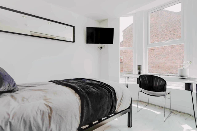16 Deane road, L7 4