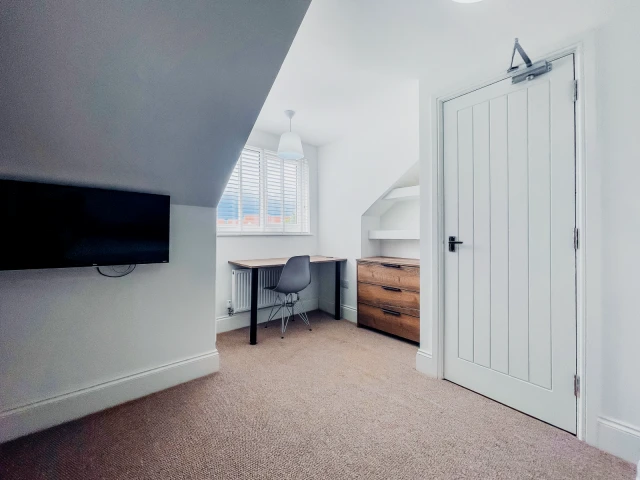 Havelock Street, LE11 5DH 4