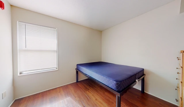 101 E Green 1