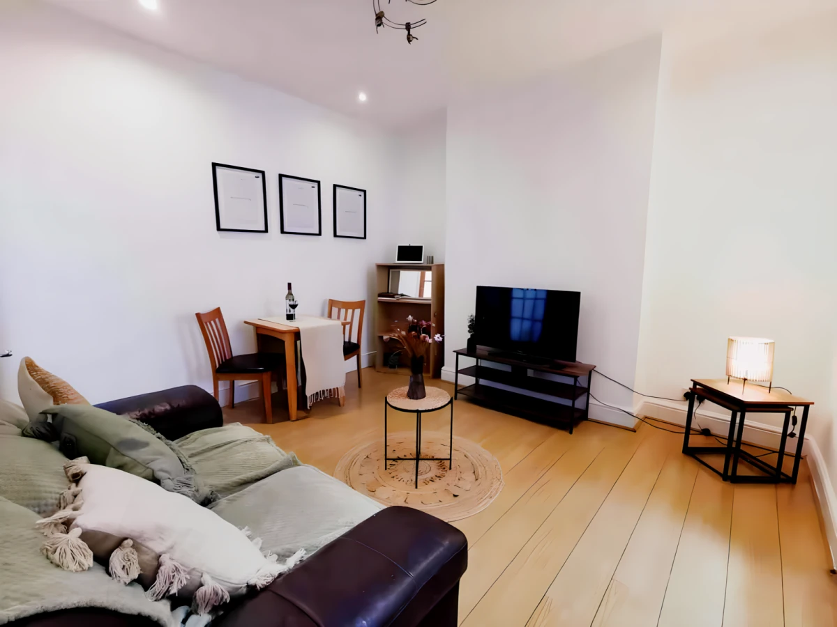 31 Cretan Road, L15 0