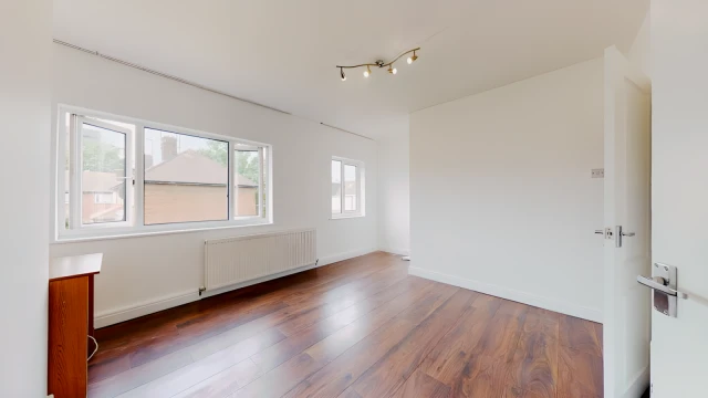Regal Court 20982# 2