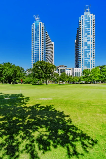 Allure Hermann Park at Med Center 1