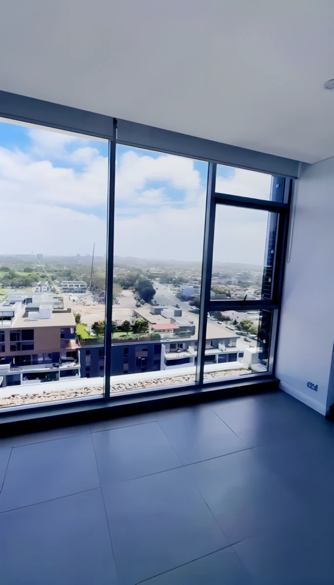 2 Studio EASTGARDENS 0