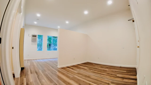 841 W. 23rd St. 2