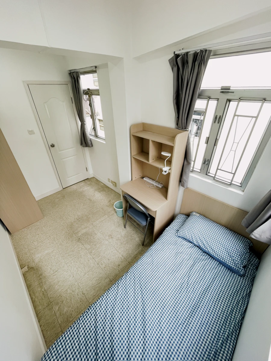 Queen's Road West - ที่พักนักศึกษาในฮ่องกงจีน