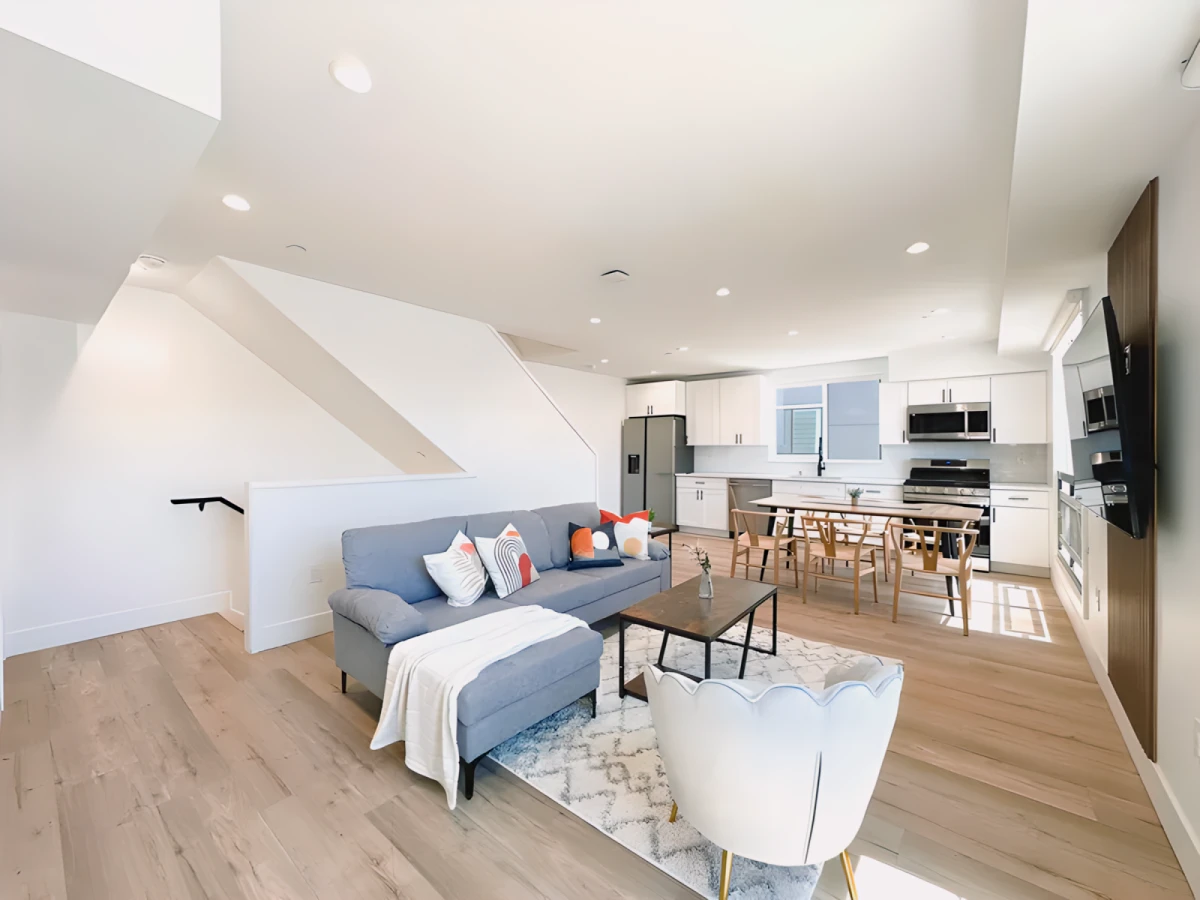 2909 Kenwood Ave – Studentenunterkunft in Los Angeles