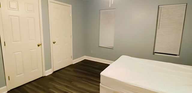 207 Columbus Ave Apartment 2 4