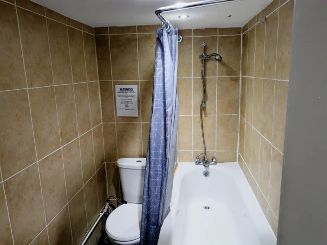 Rooms 1&2, Hartley Grove, LS6 2LD 3
