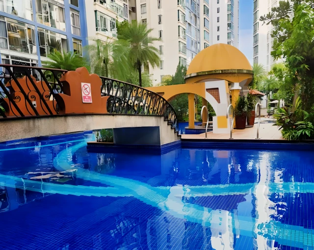 Lakeshore - BESPOKE 3