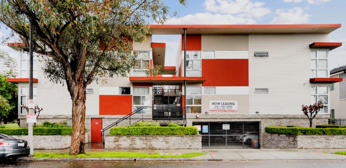 1241 West 37th Place 0