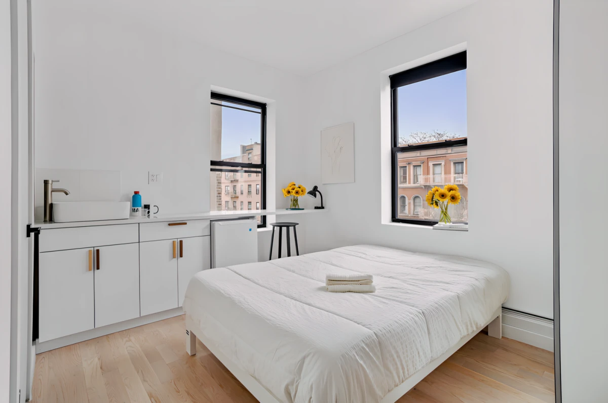 The Woodbine House - New York student accommodation