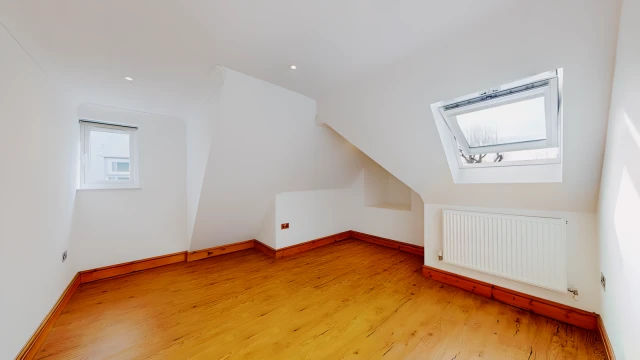 Madeley Road 23717# 4