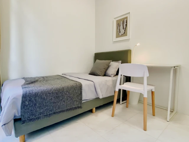 Icon Residence - HC