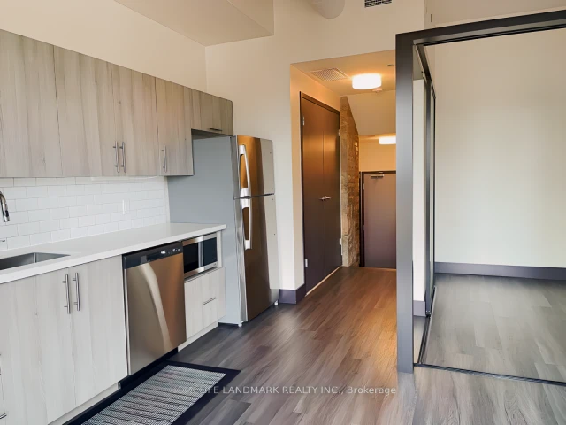 304 121 King St E 4