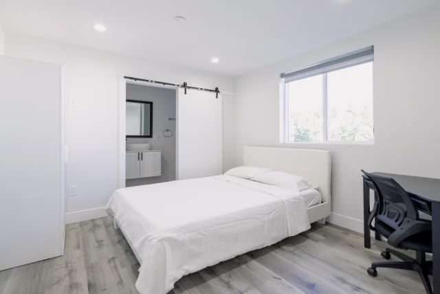 1650 W 35th PL 1
