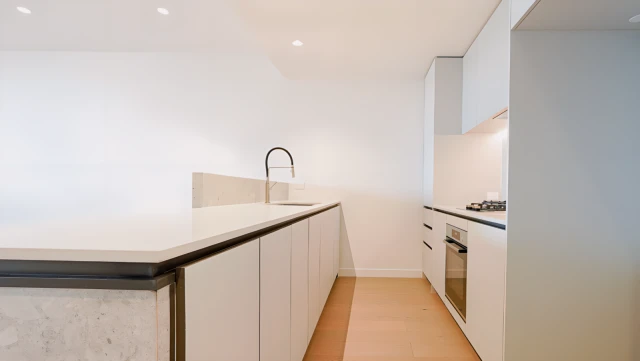 348-354 Hawthorn Road 4