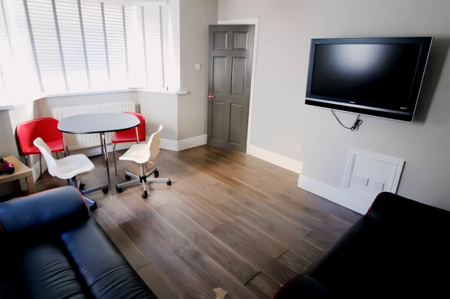 52 Slaidburn Drive, Lancaster - Lancaster student accommodation - 6 Bed 2 Bath