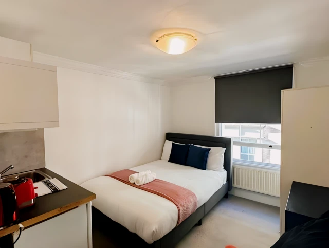 Craven Street 23252# 1