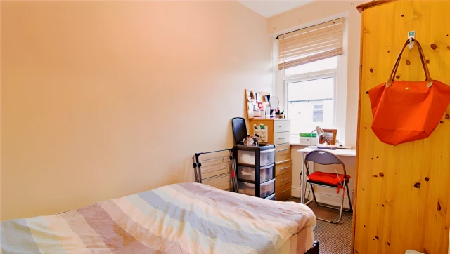 7 Melbourne Road, Lancaster 1