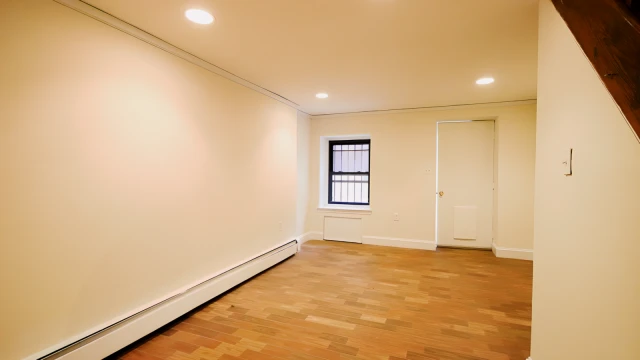 906 Amsterdam Avenue 2