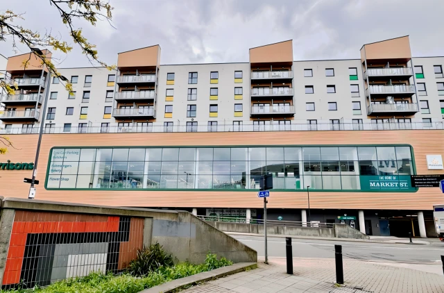 Pinner Road 24202# 2