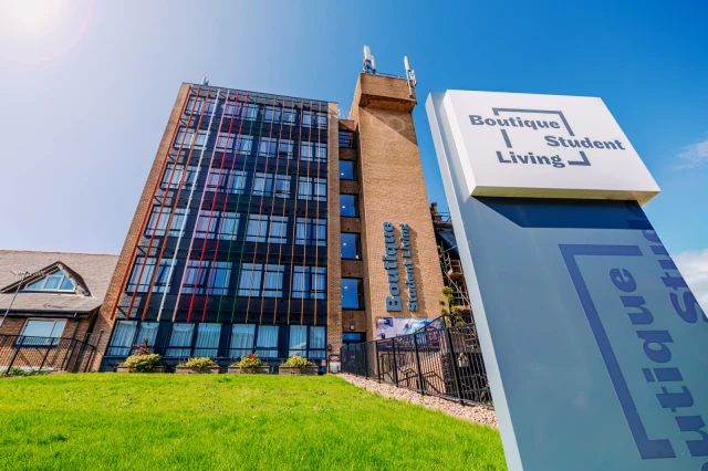 Boutique Student Living - Swansea 1