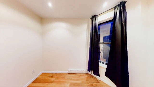 Upper West Side: #1797 1