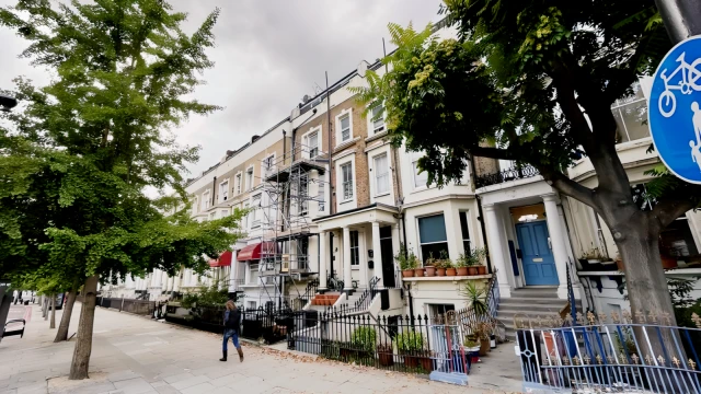 West Cromwell Road 24865#