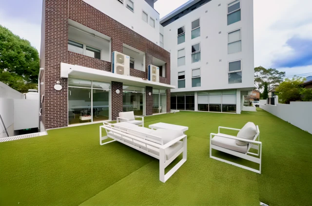 Burwood 4