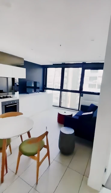 560 Flinders Street 4