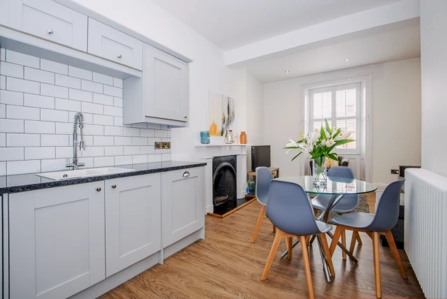 52 Old Elvet, The Langley, DH1 3HN 4