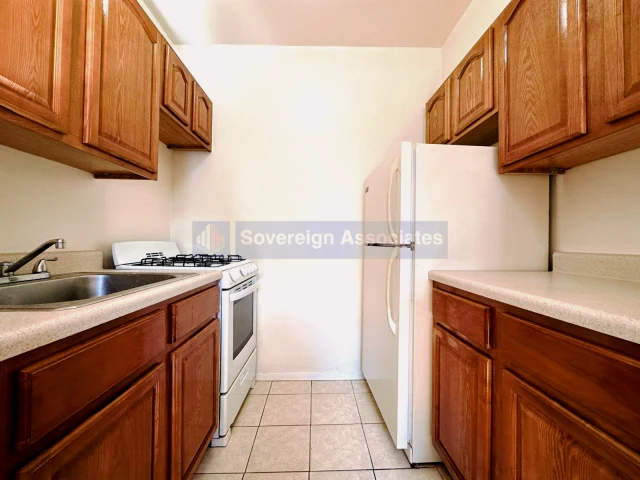 500 Kappock Street 3