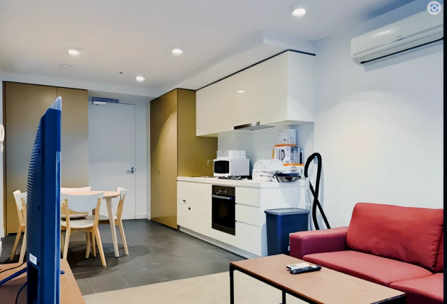 33 MacKenzie St 1